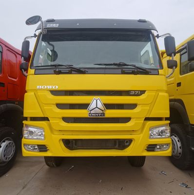 타이어 및 보조 스티어링 Hovo 6X4 LHD 귀하의 운송 사업을위한 사용 된 덤프 트럭