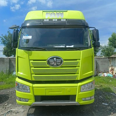 FAW Jiefang J6p420HP 디젤 6X4 중량 트랙터 트럭