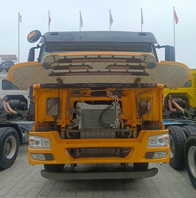 수동 변속기형 연료 트럭 헤드 HOWO 371HP 장거리 수송용