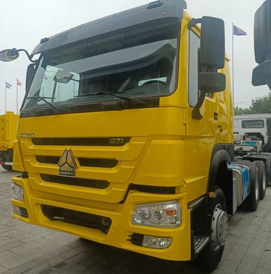 시노트럭 6X4 트랙터 2024 모델 400L 연료 탱크 및 고급 공기 서스펜션 좌석
