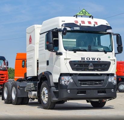 CNG/LNG Sinotruk HOWO 336/371/420HP 6X4/8X4 10/12 휠러 사용 된 트랙터 헤드 화물 트럭