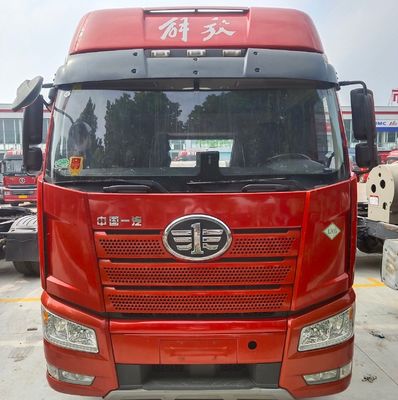튜브리스 타이어 FAW Jiefang J6p 510HP 사용 된 트랙터 6*4/4*2/6*2 트랙션 운송 트럭