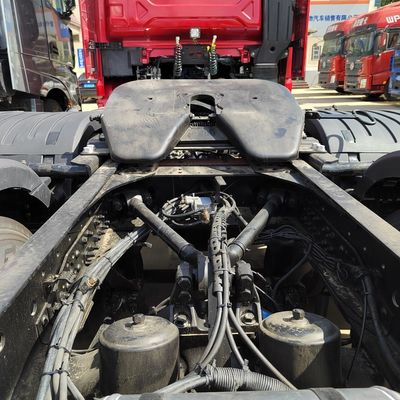 중아시아 샤크만 X5000 6X4 550HP 트랙터 헤드 트럭 Gcc와 6.8x2.5x3.8m 크기