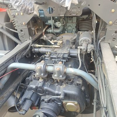 사용된 Sinotruk HOWO 6X4 트레일러 헤드 트랙터 말 틱터 트럭 초기 지불 옵션