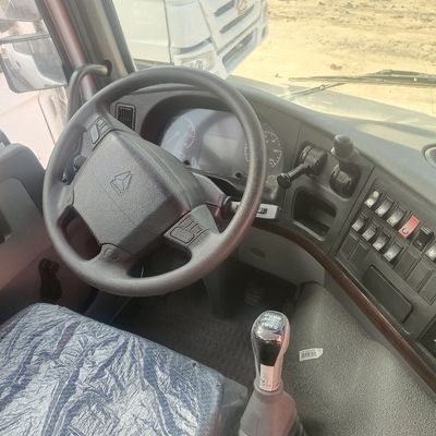 완전 지불 중량 400HP HOWO 트랙터 트레일러 트럭 수동 변속기 유형