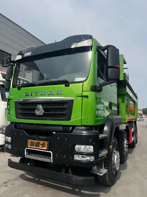 사용 된 440마력 8X4 덤프 트럭 7.2 미터 화물 용량 및 에어컨 객실