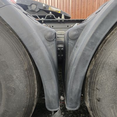 8×4 Zz4257n3247e1h 480HP CNG 반트레일러 럭 1000L 연료 탱크와 ≤5 좌석
