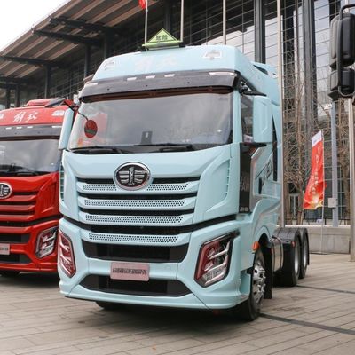 J6V 완전 엔진 FAW 6X4 트랙터 트럭 420HP 유로 5 트럭 공기 서스펜션 좌석