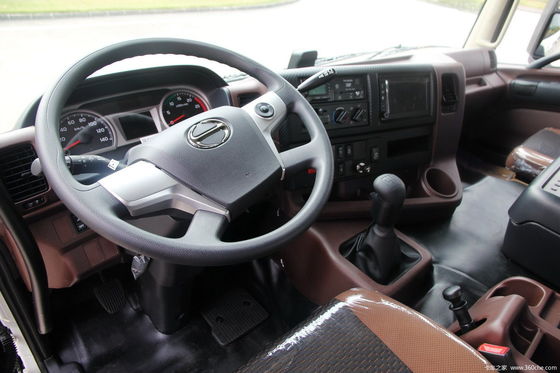 우수한 효율성 높은 토크 CNG 트랙터 트럭 헤드 375/420HP 1000L 연료 탱크