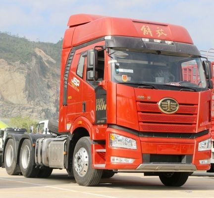 남아프리카 공화국에서 사용 된 Sinotruk HOWO 450HP 6X4 트레일러 헤드 트랙터 트럭
