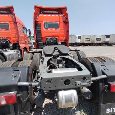 시노트럭 중고 HOWO 운송 화물 트럭 중량용 CNG 6X4 트랙터 트럭