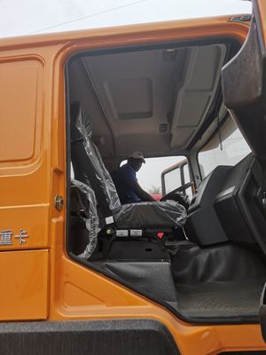 30톤 8X4 HOWO 샤크맨 사용 된 틱퍼 트럭 380HP 20cbm 광산용 자동 덤프 트럭