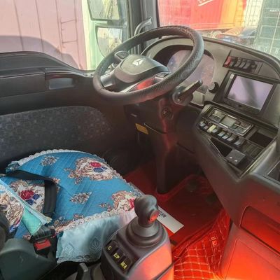 480마력 CNG 트랙터 트럭 공기 서스펜션 좌석 엔진 용량 &gt;8L 400L 연료 탱크