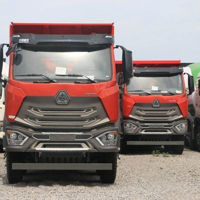가이드럴 스티어링으로 FAW 8X4 화물 트럭 저렴한 배송 비용과 배달 시간