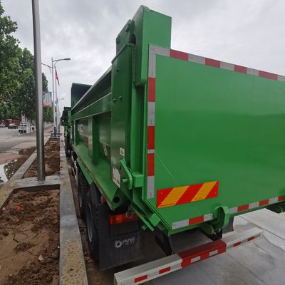 21-30t 부하량 중량 Sinotruk 차시 하이드럴 스티어링으로 된 쓰레기 트럭