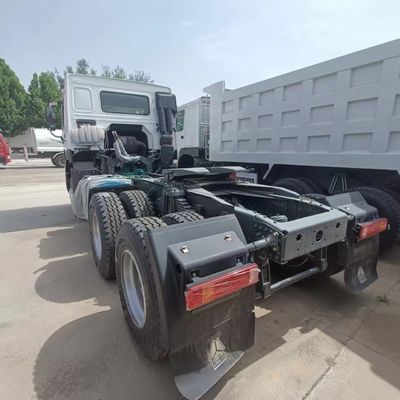 아프리카에 맞춤화 Sinotruk HOWO 371HP 6X4 10 휠 트레일러 헤드 트랙터 트럭