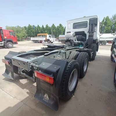 아프리카에 맞춤화 Sinotruk HOWO 371HP 6X4 10 휠 트레일러 헤드 트랙터 트럭