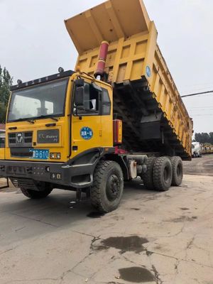 4-6L 엔진 용량 빠른 변속기 6*4 덤퍼 트럭 100t Sinotruk HOWO 10바퀴 틱퍼 트럭