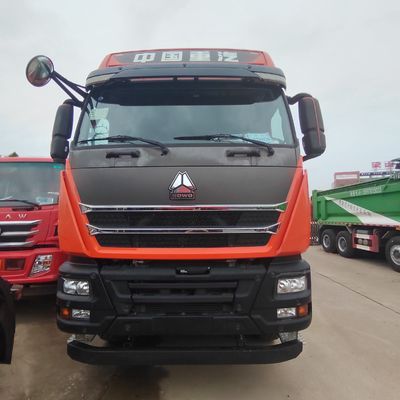 앞 승강기 스타일 사용 된 Sinotruk HOWO 6 * 4 무거운 짐 운송을위한 덤프 티퍼 트럭