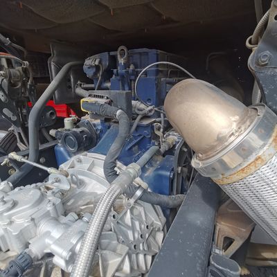 전력 보조 수압 스티어링 시스템과 4-6L 엔진 용량