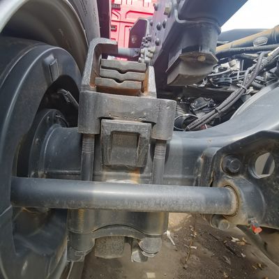 전력 보조 수압 스티어링 시스템과 4-6L 엔진 용량