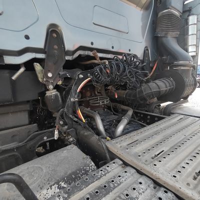 자동 변속기 엔진 용량 &gt; 8L의 강력한 540HP 중량 Gerfa K7 트럭