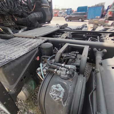 자동 변속기 엔진 용량 &gt; 8L의 강력한 540HP 중량 Gerfa K7 트럭