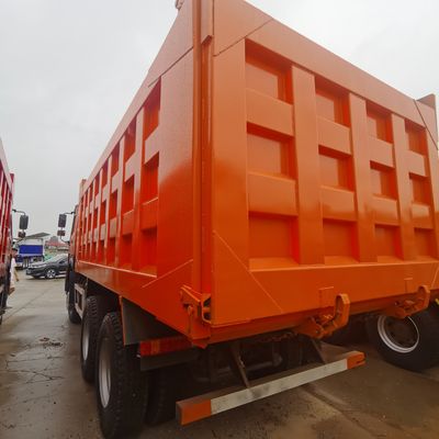 산업 운송 시노트럭 6X4 30t 부하 용량의 무거운 덤프 트럭