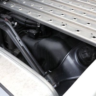600L 연료 탱크 트랙터 트럭, 공기 서스펜션 운전자 좌석과 &gt; 8L 엔진 용량