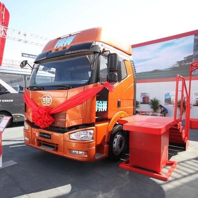 FAW Jh6p 유로 3 6X4 디젤 트랙터 460HP 수동 변속기 100000km 구간에 맞춤화