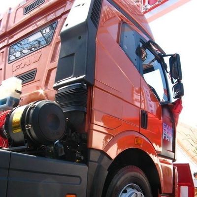 FAW Jh6p 유로 3 6X4 디젤 트랙터 460HP 수동 변속기 100000km 구간에 맞춤화