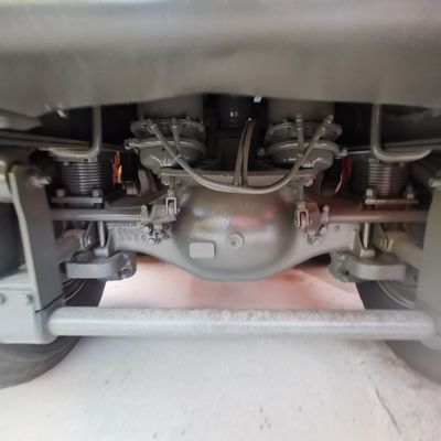 30t 로딩 용량 산업 운송용 맞춤형 시노트럭 6X4 지구 이동기