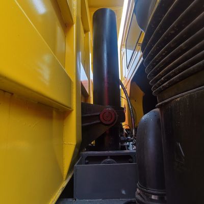 30t 로딩 용량 산업 운송용 맞춤형 시노트럭 6X4 지구 이동기