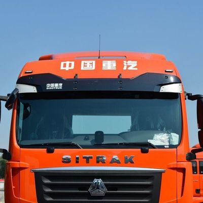 ZZ4257N3247E1H 튜브리스 타이어 디자인 시노트럭 1000L 연료 탱크가 있는 중량 트랙터
