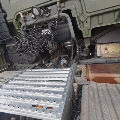 롤링 반 트레일러 중량 6X4 시노트럭 공기 서스펜션 좌석과 540HP 엔진