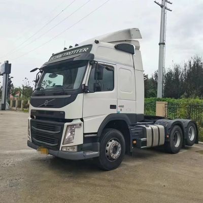 전력 보조를 갖춘 수압 스티어링 중량 운송 460HP 볼보 6X4 트럭