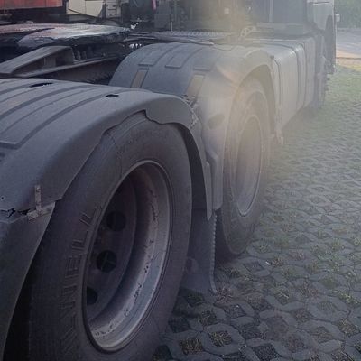 전력 보조를 갖춘 수압 스티어링 중량 운송 460HP 볼보 6X4 트럭