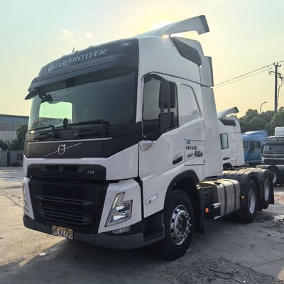 전력 보조를 갖춘 수압 스티어링 중량 운송 460HP 볼보 6X4 트럭