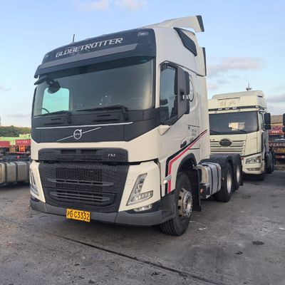 전력 보조를 갖춘 수압 스티어링 중량 운송 460HP 볼보 6X4 트럭