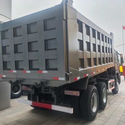 HOWO 트럭과 Sinotruk 6*4 덤프 트럭 차시로 운송 효율을 높여라