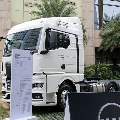 560HP 중량 6X4 트랙터 에어 서스펜션 좌석 사용자 정의 및 배송 비용