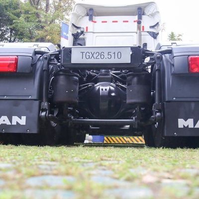 560HP 중량 6X4 트랙터 에어 서스펜션 좌석 사용자 정의 및 배송 비용