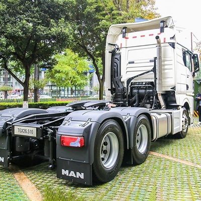 사용된 남자 Tgx 시리즈 중량 트럭 560 마력 6X4 공기 서스펜션 좌석 트랙터