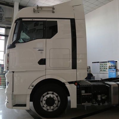 6×4 유로 5 510HP 화물 운송용 중량 트랙터 Tgx 시리즈 자동