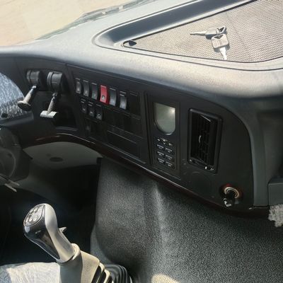 전력 지원 수압 스티어링 타이어 및 Sinotruk 차시와 함께 사용 된 6X4 덤프 트럭