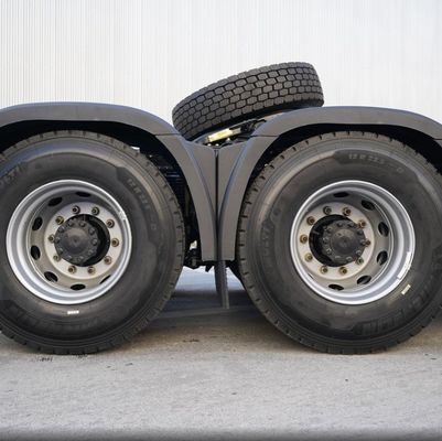 헤비 듀시 샤크만 트레일러 부품으로 FAW Jiefang 6X4 티퍼의 성능을 높여