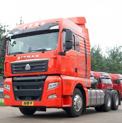 시노트럭 480HP 반 트레일러 공기 서스펜션 좌석과 8.800kg 패키지 총 무게
