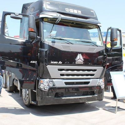31-40t 탄소 강철 화물 상자 HOWO A7 시리즈 6X4 600L 연료 탱크와 400HP 럭