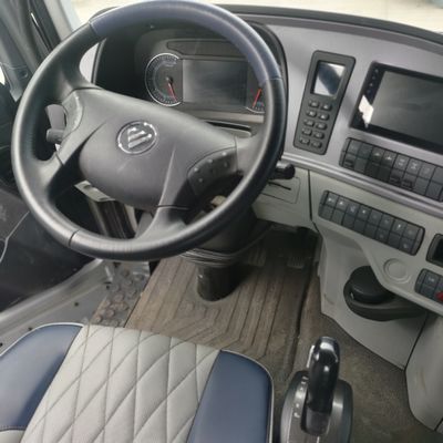 타이어 인증 ECE 시노트럭 400HP 엔진 공기 서펜션 운전자 좌석 반열차 부품
