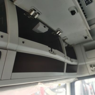 수압 스티어링 400HP ECE 인증과 600L 연료 탱크와 함께 트랙터 트레일러
